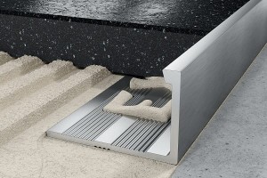 Narożnik aluminiowy prosty anoda srebrna 22mm / 2,5mb