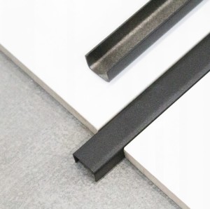 Listwa ozdobna stalowa czarna 20mm/ 2,5m