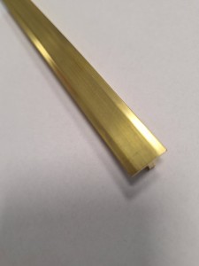 Teownik T z surowego mosiądzu 18mm 2,5mb 